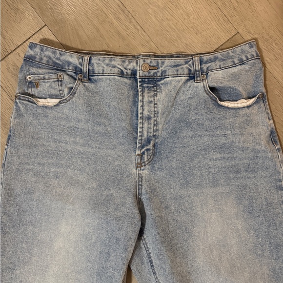 FRYE Straight Leg Jeans Women’s Size 16/34 High Rise Light Wash Stretch Denim - Picture 3 of 7